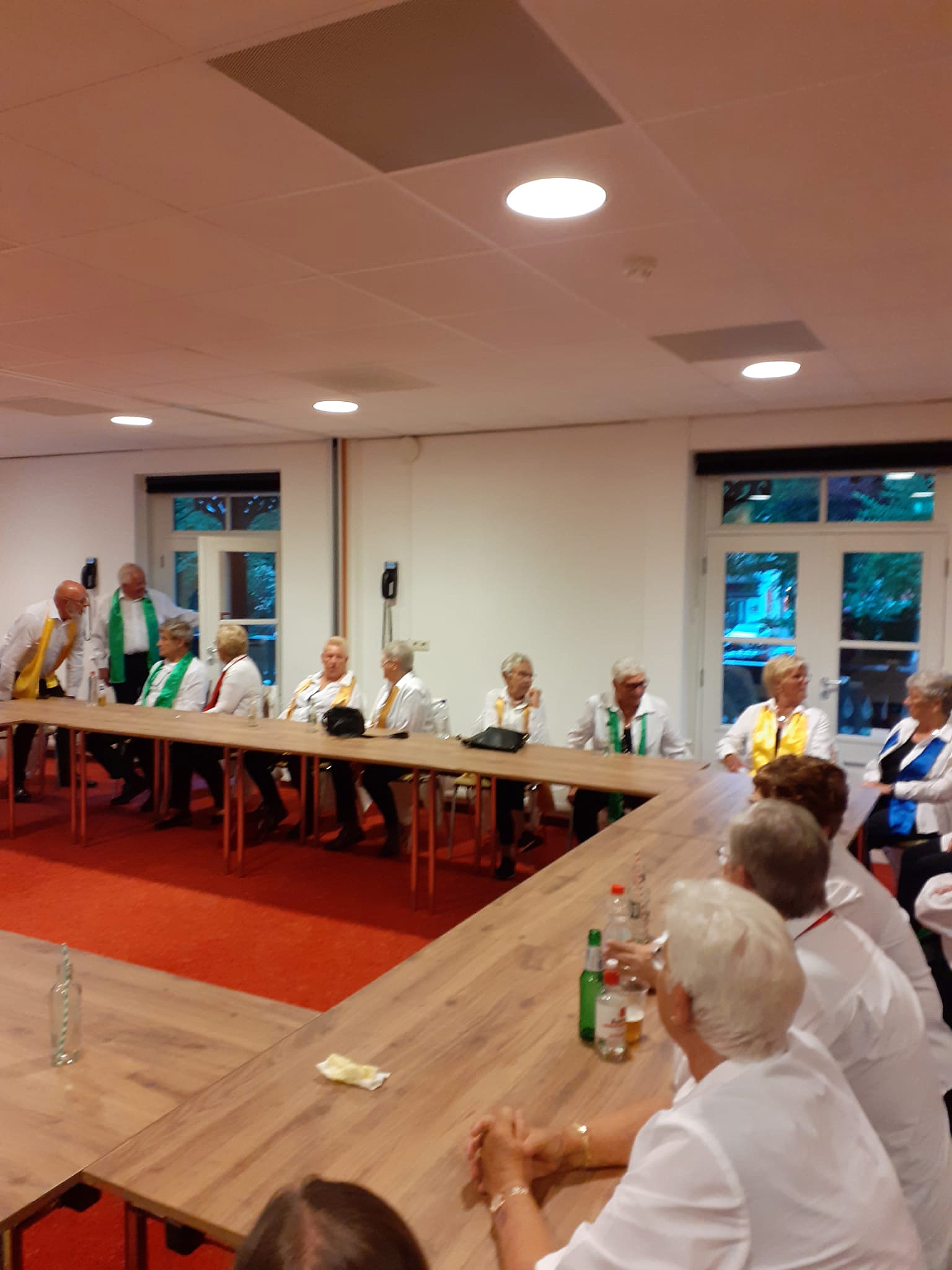Verslag van het optreden van ons koor bij ‘de Vrouwen van Nu’ in Oostvoorne, maandag 8 mei 2023.